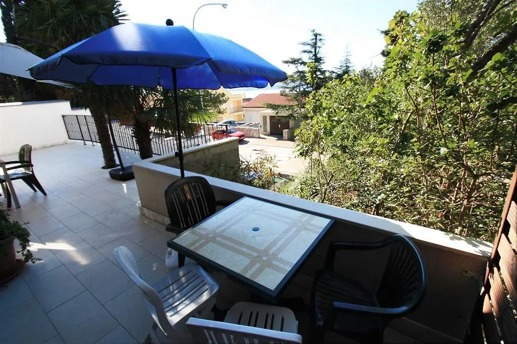 One-Bedroom Apartment Crikvenica 47 Dramalj